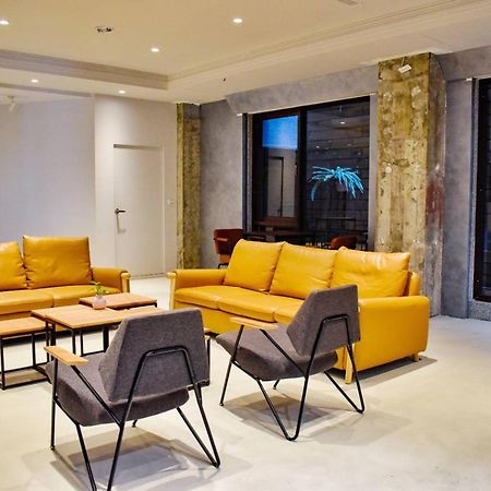 Talmud Business Hotel - Zhongshan Тайчжун Экстерьер фото