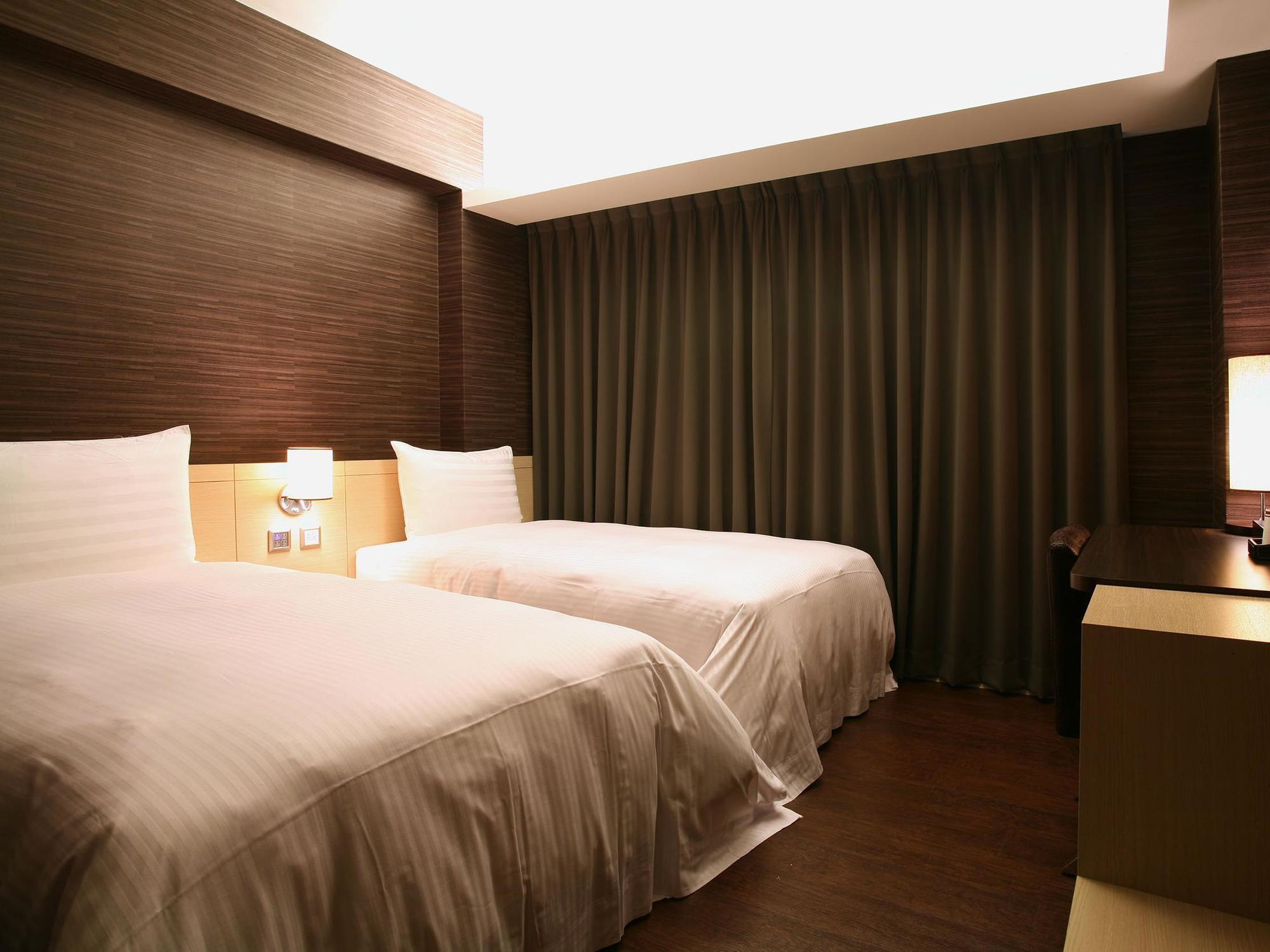 Talmud Business Hotel - Zhongshan Тайчжун Экстерьер фото