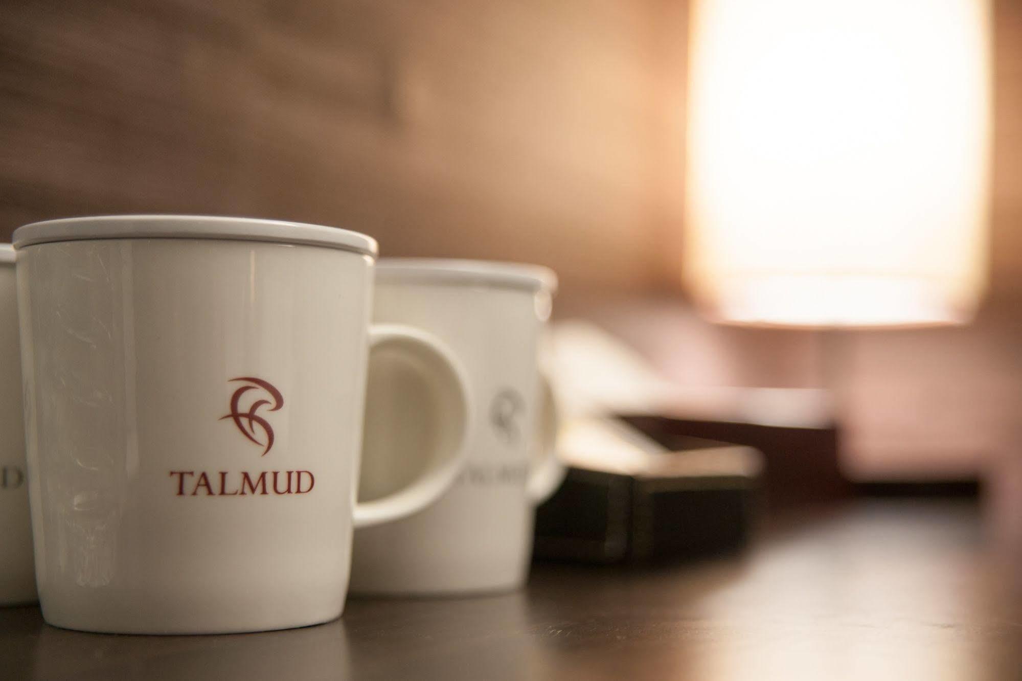 Talmud Business Hotel - Zhongshan Тайчжун Экстерьер фото